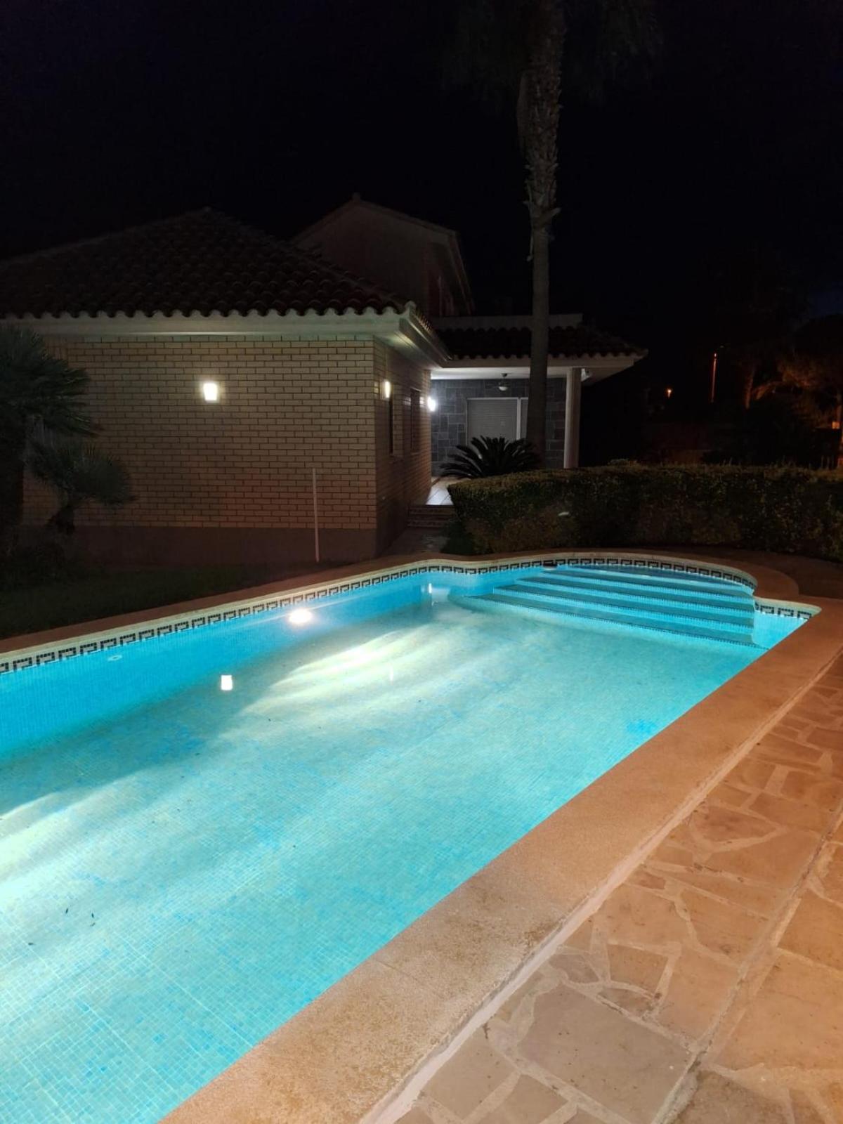 Villa Lluna Riumar Ngoại thất bức ảnh